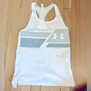 Under Armour Girls Heatgear Tank. Size M (10-12).